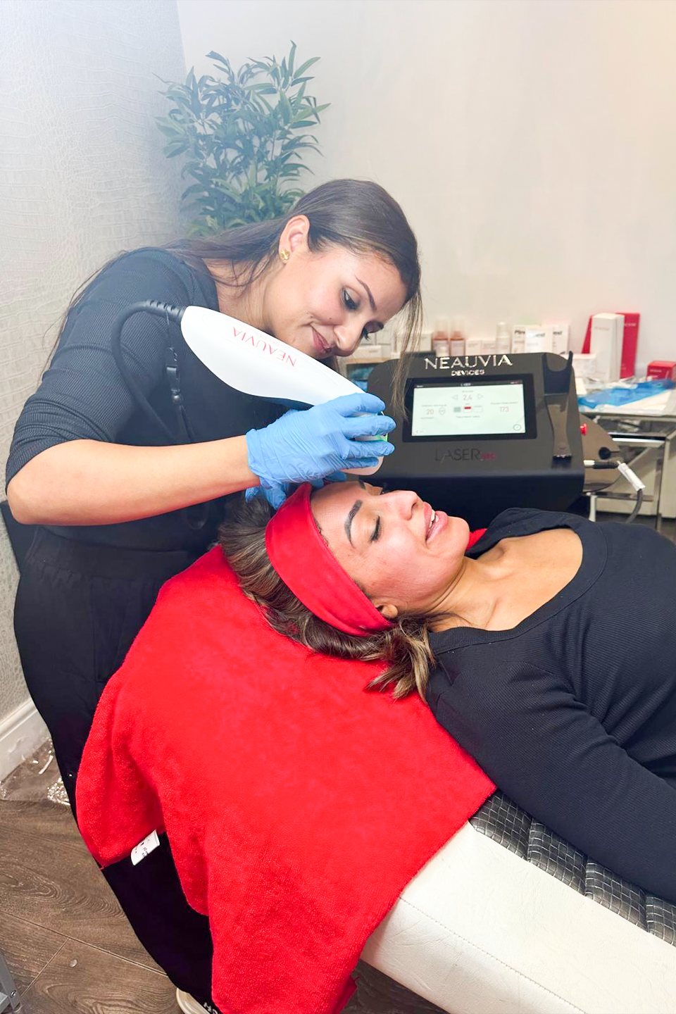 LaserMe treatment with the Neauvia device at Aarva